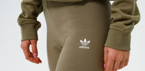 Legíny adidas - zistite, čo si k nim obliecť