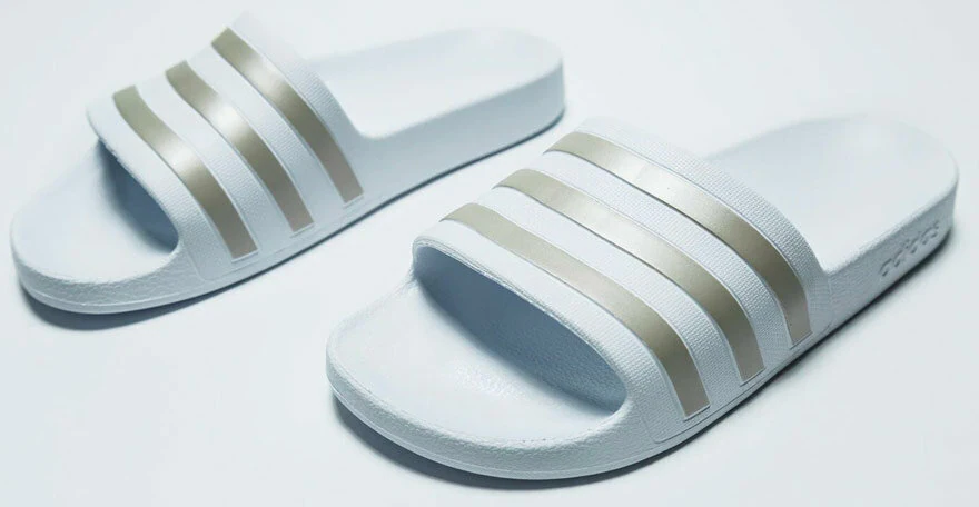 adidas Adilette