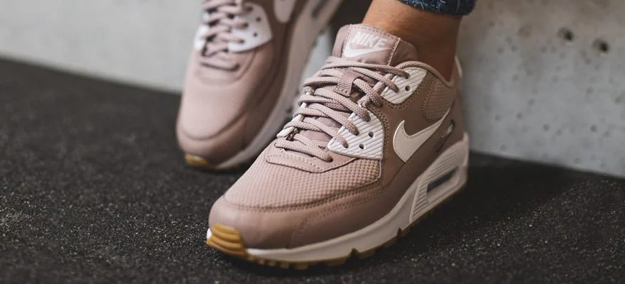 šnurovať Nike Air Max